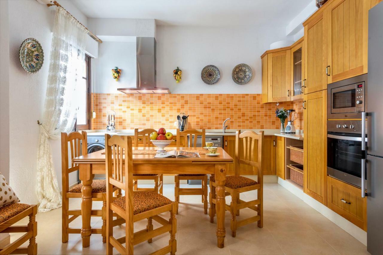 סביליה Hsh Suites Barrio Santa Cruz מראה חיצוני תמונה