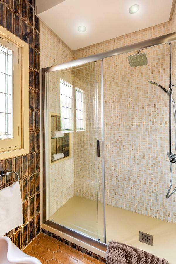 סביליה Hsh Suites Barrio Santa Cruz מראה חיצוני תמונה