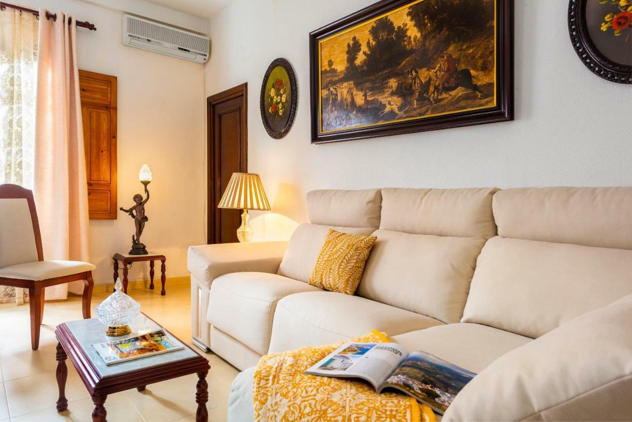 סביליה Hsh Suites Barrio Santa Cruz מראה חיצוני תמונה