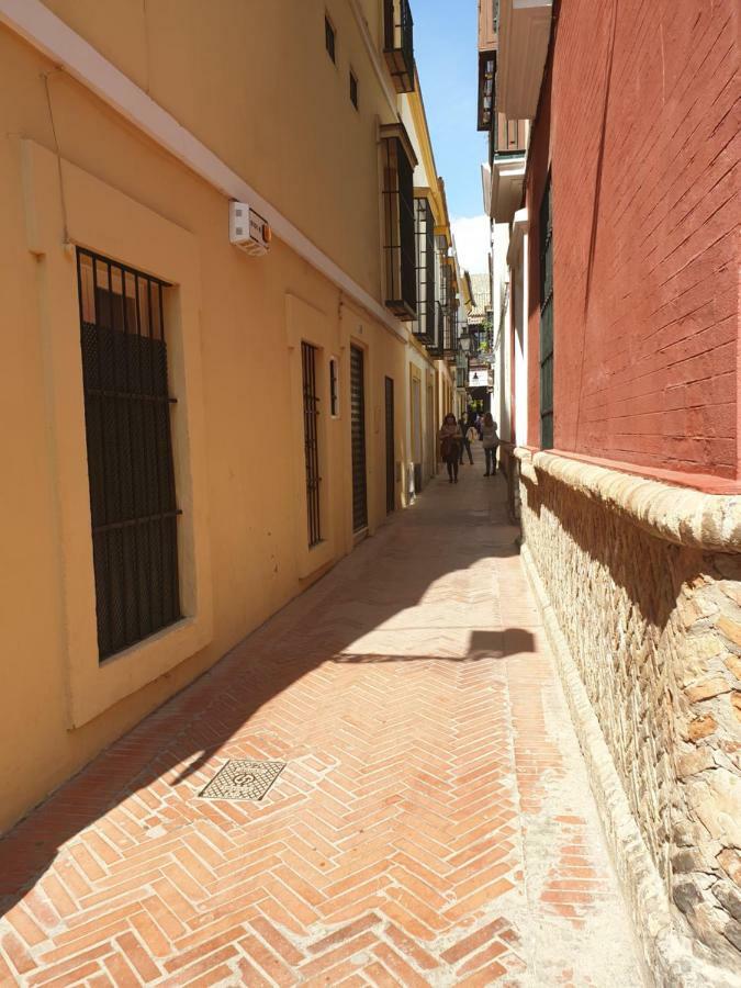 סביליה Hsh Suites Barrio Santa Cruz מראה חיצוני תמונה